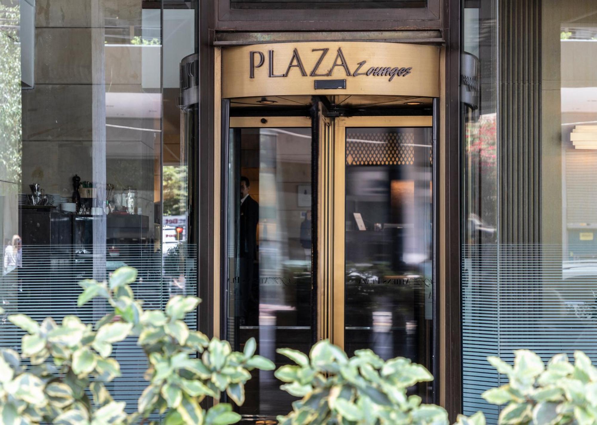 Отель Njv Athens Plaza Экстерьер фото